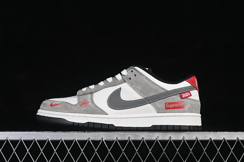 All categories Nk SB Dunk Series Nk SB Dunk Low High-end customized low-top sneakers Nike SB Dunk Low Year of the Horse limited edition Gray and white suede High-end customized low-top casual skateboard shoes XZ5899-113